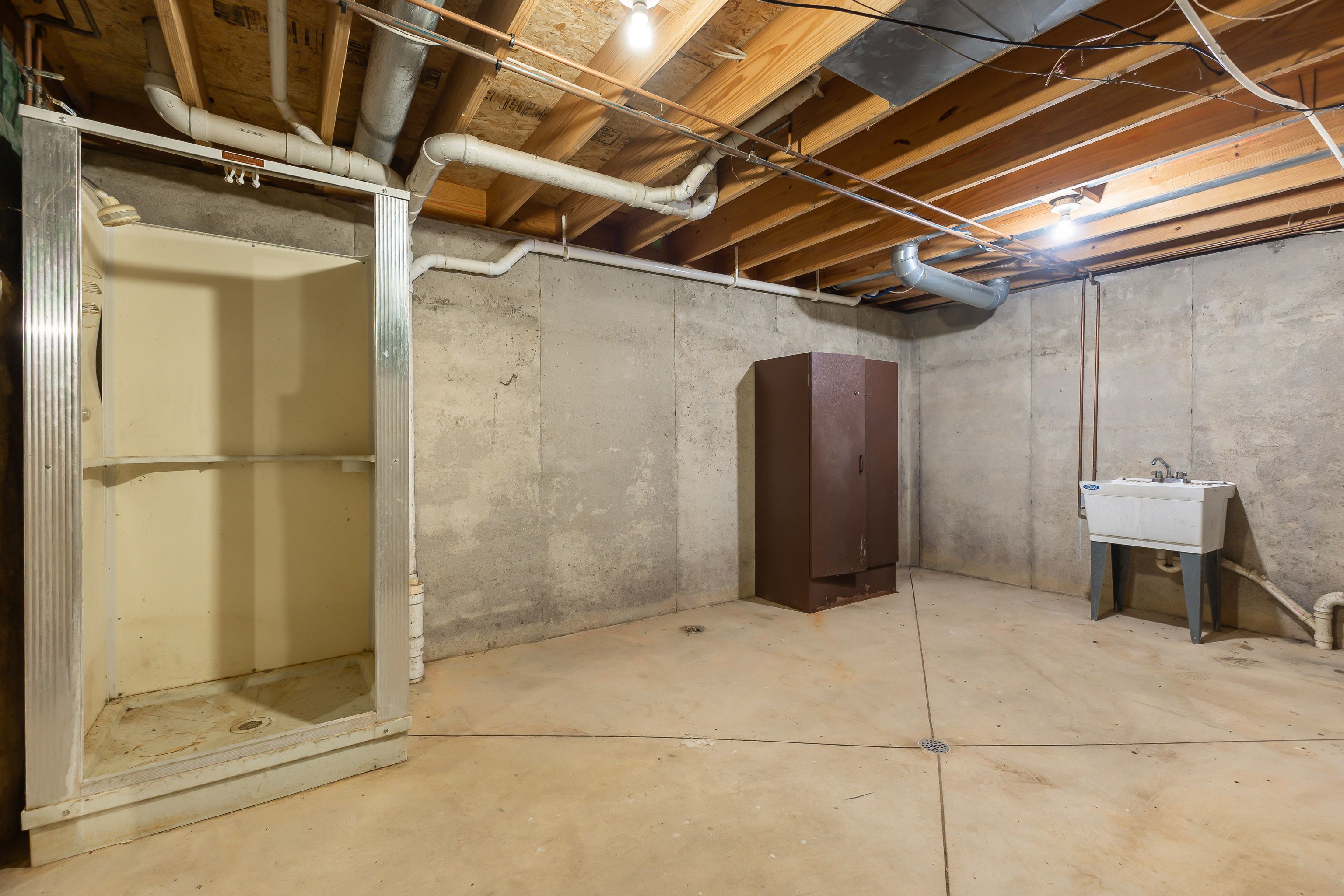 Listing Photo: 34-9162 RICHLAND RD034